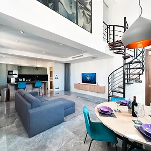  Apartment Florette 2br With Stunning Lounge Terrace By Arcobnb